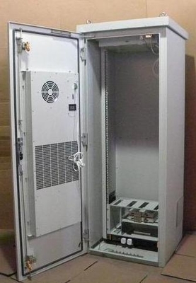 China Tower Installed Telecom Cabinet, IP55, With Heat Exchanger and Fans, Aluminum Cabinet supplier