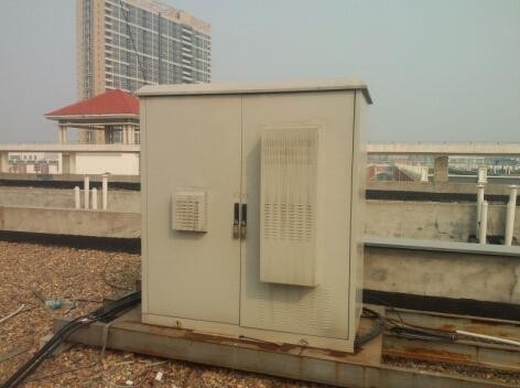 China Outdoor Integrated Telecom Cabinet, IP55, Battery Cabinet, Battery Enclosure supplier