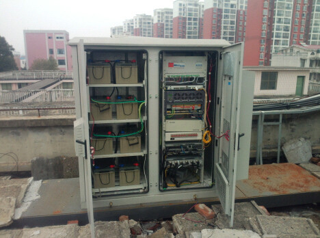 China DDTE022-3,Two Bays Cooling outdoor Telecom Cabinet/Enclosure/Case With Battery Compartment supplier