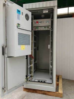 China ET77100200 Outdoor Telecom Cabinet With Air Conditioner and Heat Exchanger Integrated Unit supplier